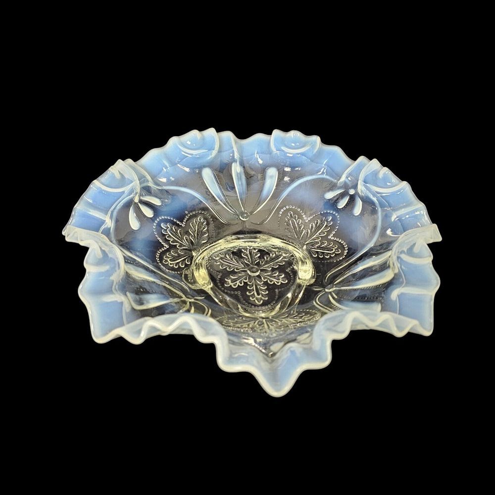 Northwood Meander Style White Opalescent Glass‎ Spatula Footed Bowl 2294B
